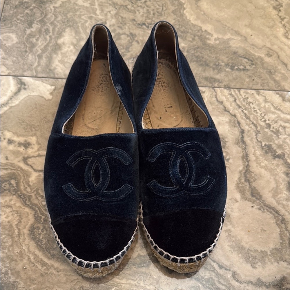 Chanel Chic black velvet Espadrilles
